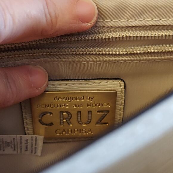 Penelope & Monica Cruz NWT crossbody bag‎ - Picture 10 of 13